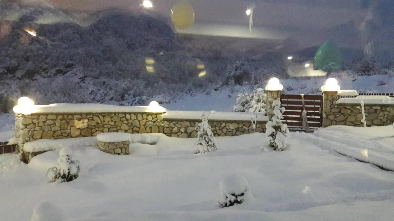 Vila Piramida Bitola Bagian luar foto